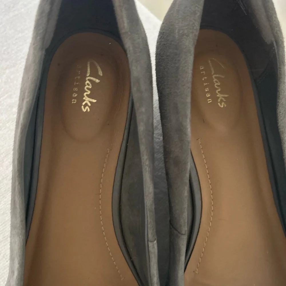 Clark's Gray Suede Wedges Size 9 1/2 W